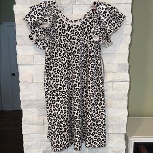 NWT Leopard Print Ruffle Sleeve Dress soft velvet size 4t